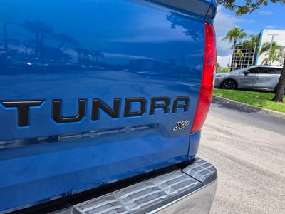2017 Toyota Tundra SR5 5.7L V8