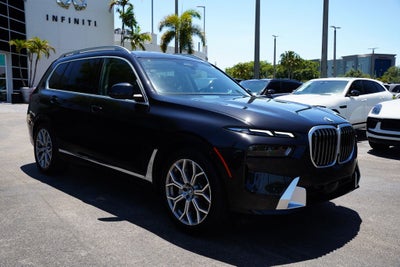 2025 BMW X7 xDrive40i