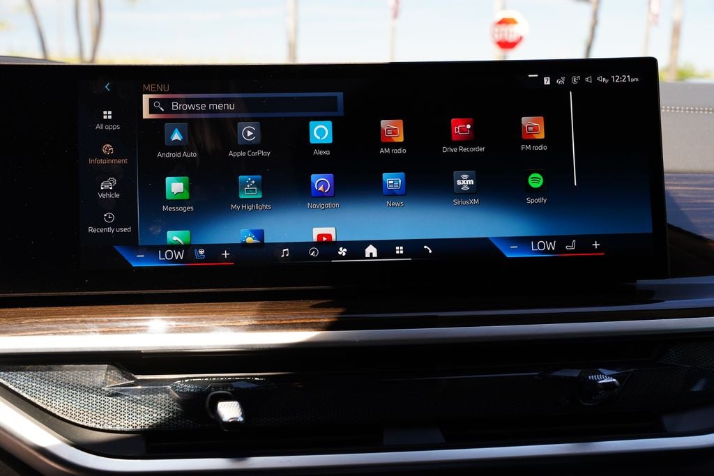 2025 BMW X7 xDrive40i