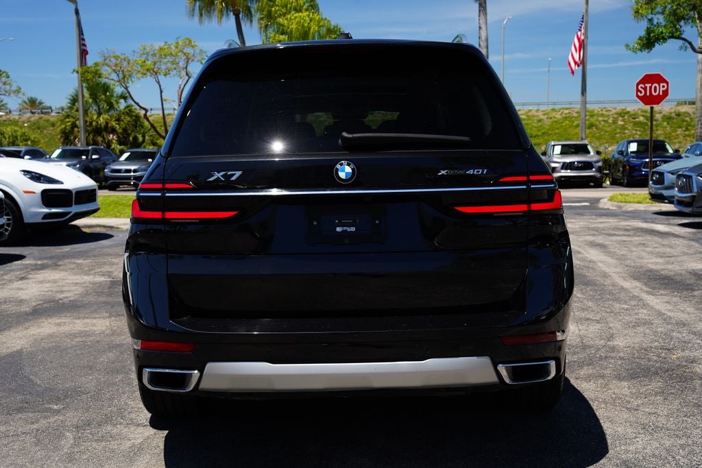 2025 BMW X7 xDrive40i
