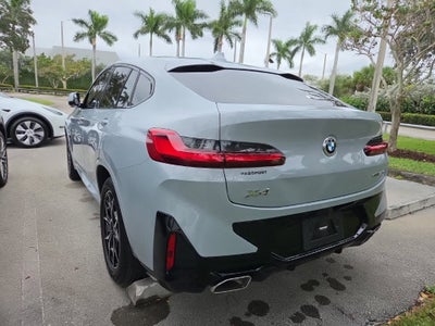2023 BMW X4 xDrive30i