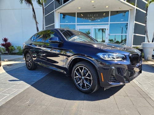 2025 BMW X4 xDrive30i