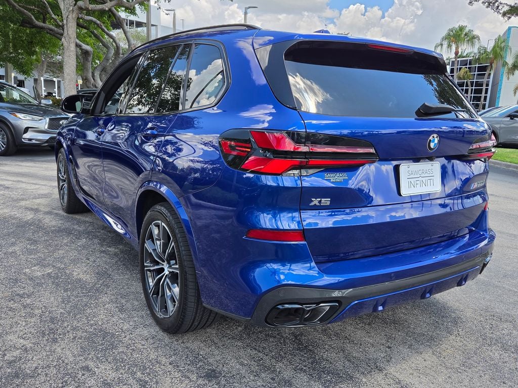 2024 BMW X5 M60i