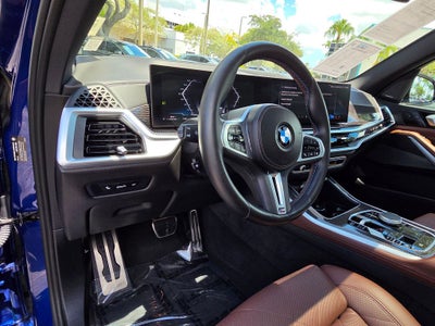 2024 BMW X5 M60i