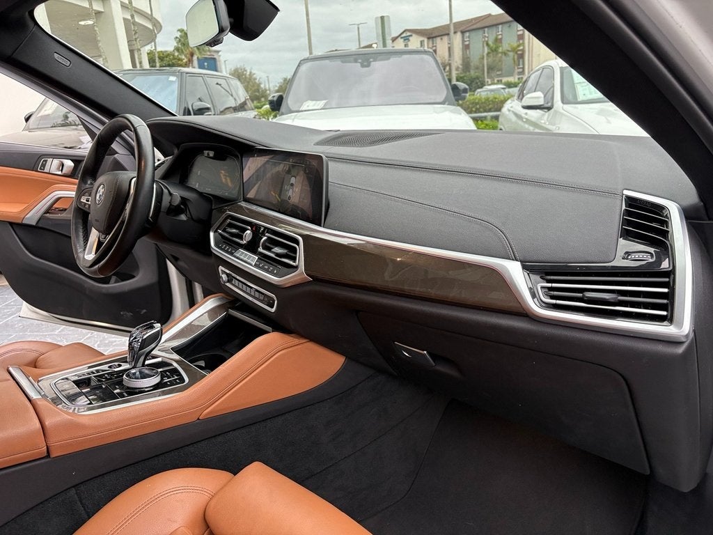 2022 BMW X6 xDrive40i