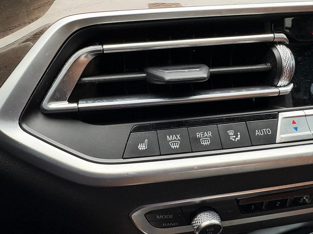 2022 BMW X6 xDrive40i