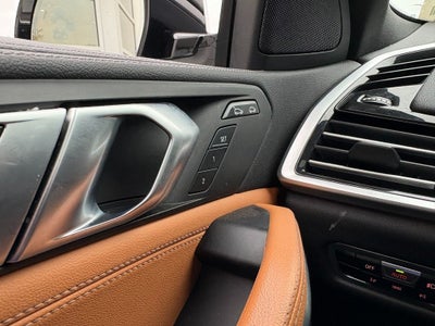 2022 BMW X6 xDrive40i