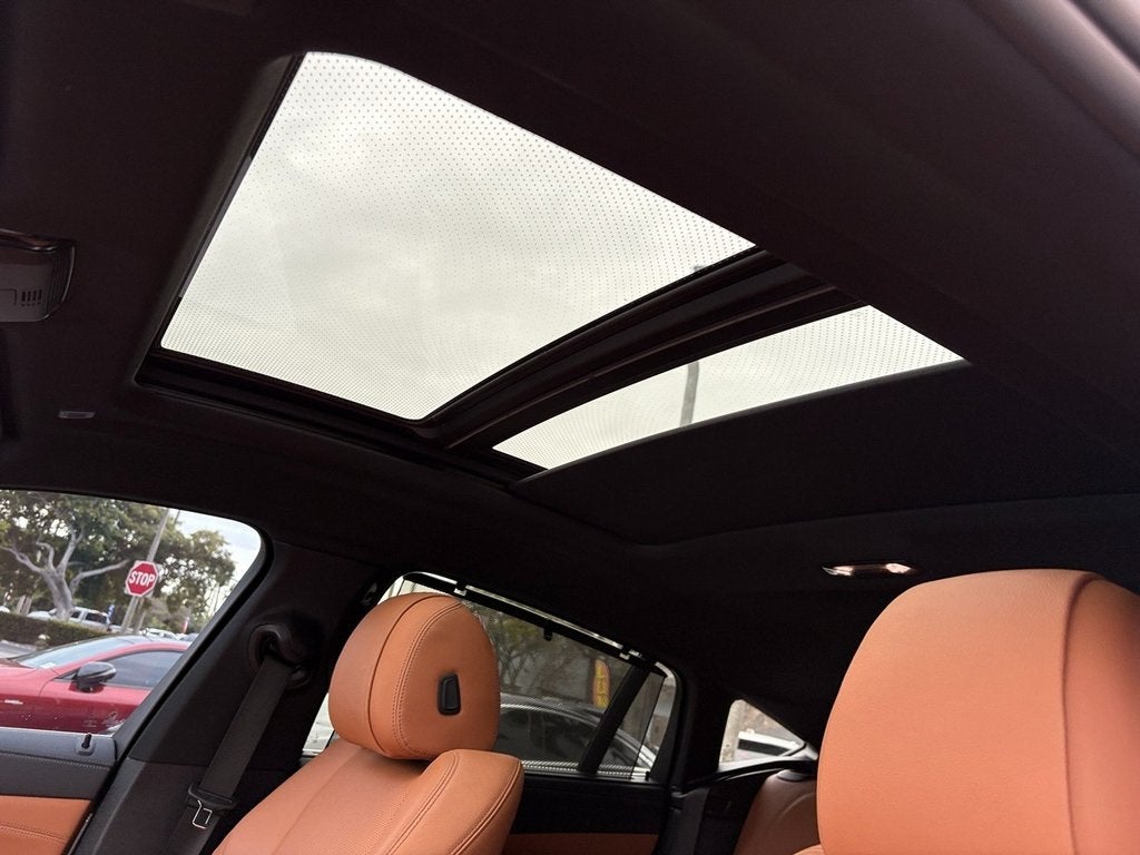 2022 BMW X6 xDrive40i