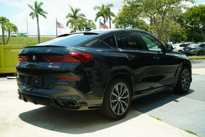2021 BMW X6 M50i