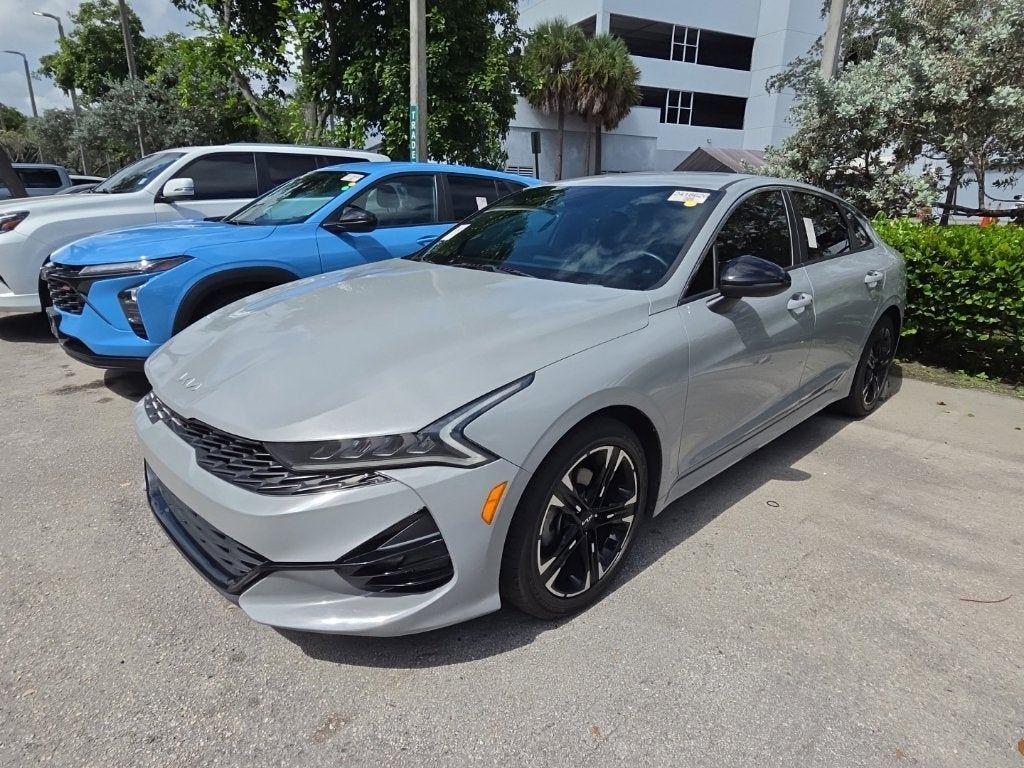 2022 Kia K5 GT-Line