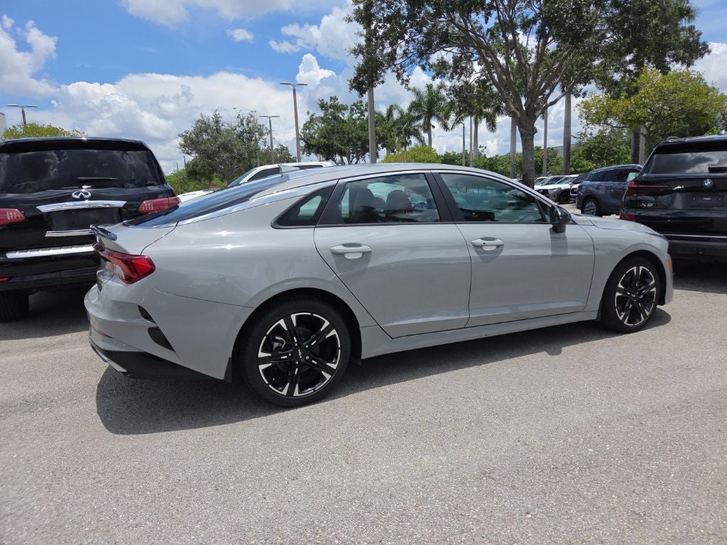 2023 Kia K5 GT-Line
