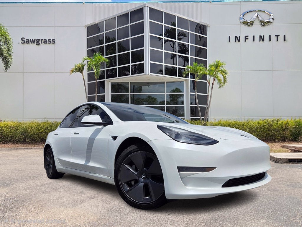 2021 Tesla Model 3 Standard Range Plus