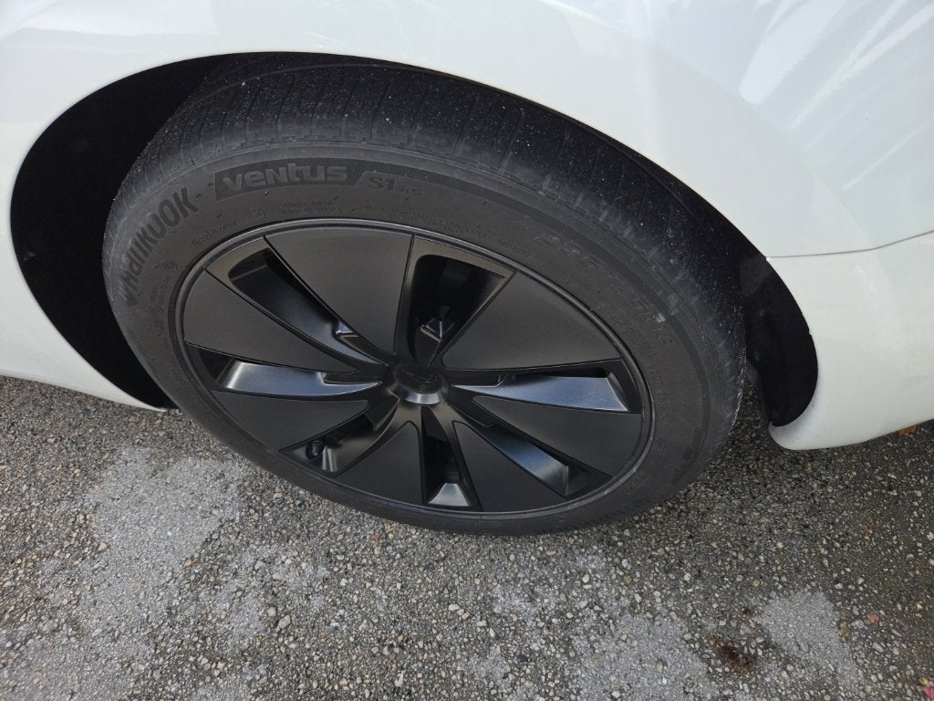 2024 Tesla Model 3 Base