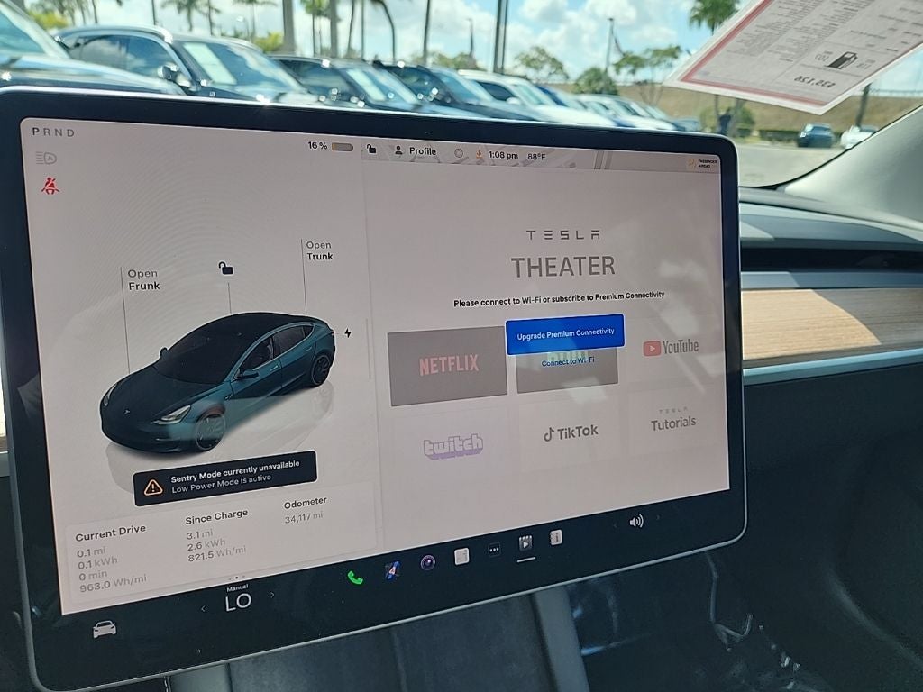 2023 Tesla Model 3 Performance