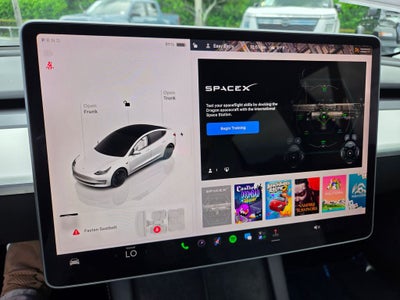 2023 Tesla Model 3 Performance