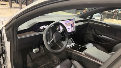 2024 Tesla Model S Long Range