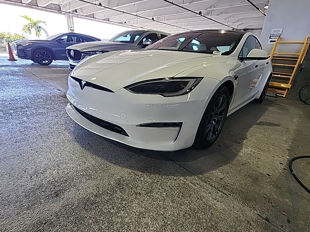 2023 Tesla Model S Plaid