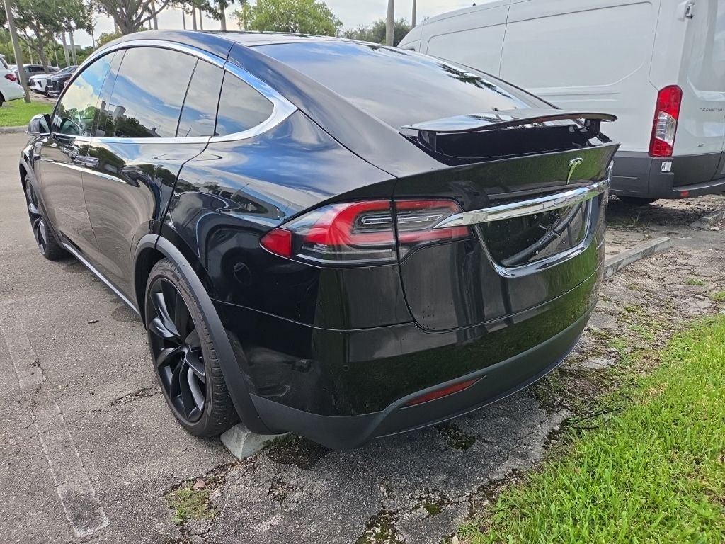 2021 Tesla Model X Long Range
