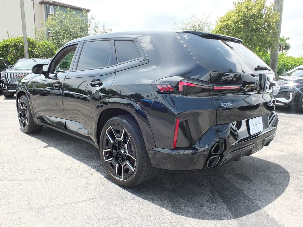 2023 BMW XM Base