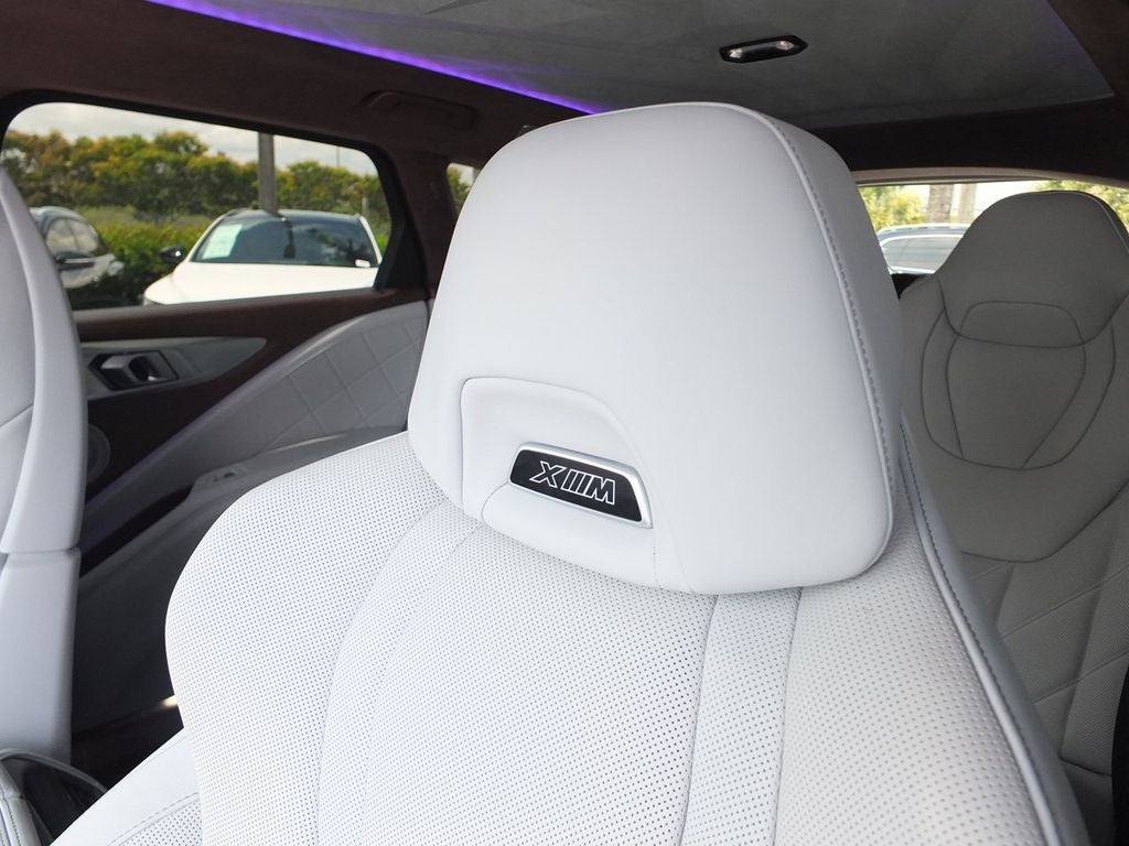 2023 BMW XM Base