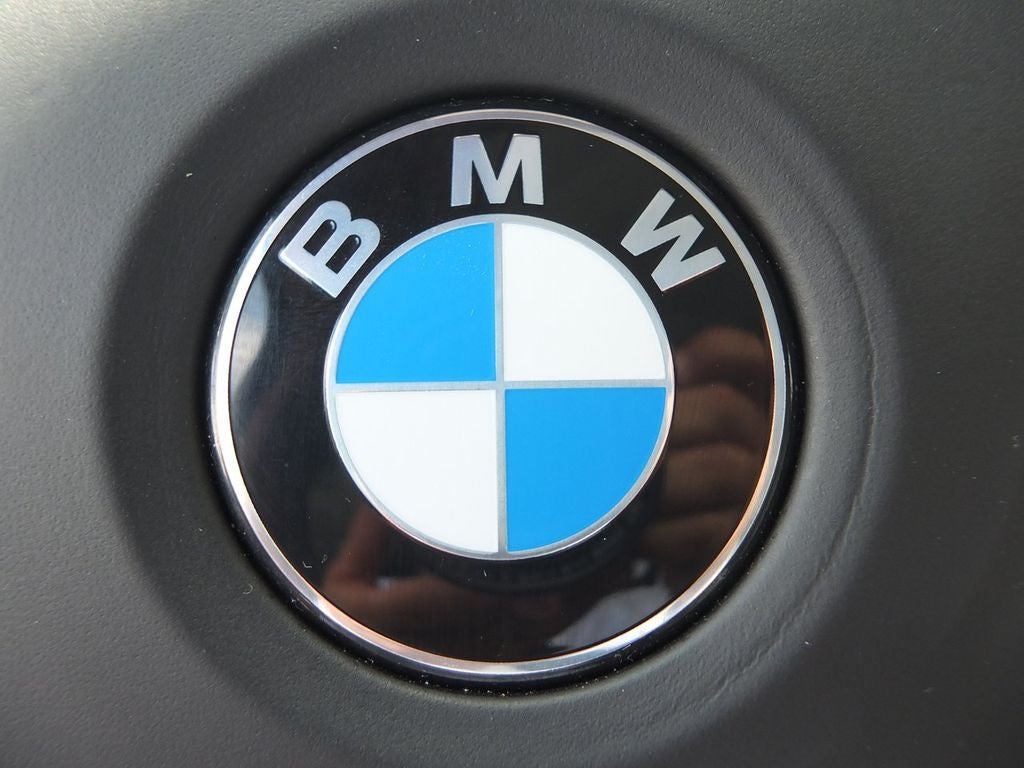 2023 BMW XM Base