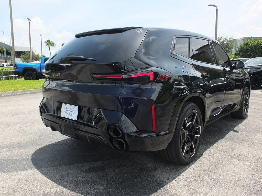 2023 BMW XM Base