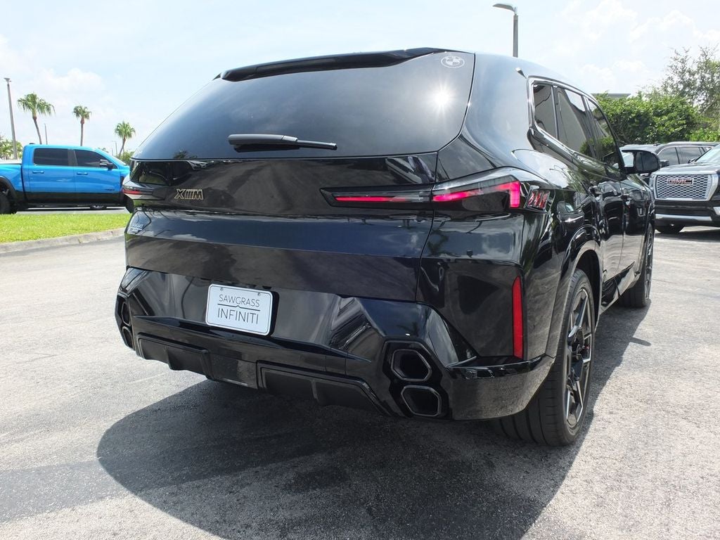 2023 BMW XM Base