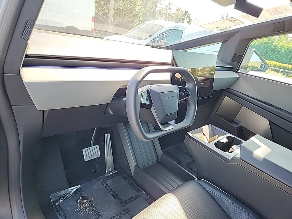 2025 Tesla Cybertruck Base