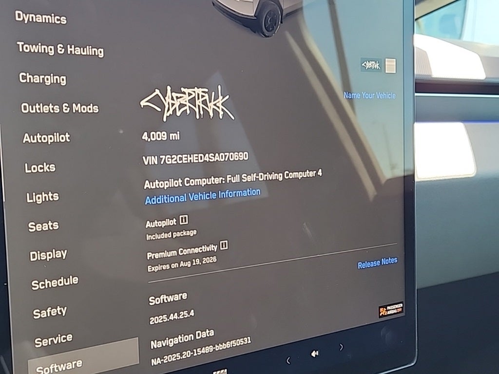 2025 Tesla Cybertruck Base