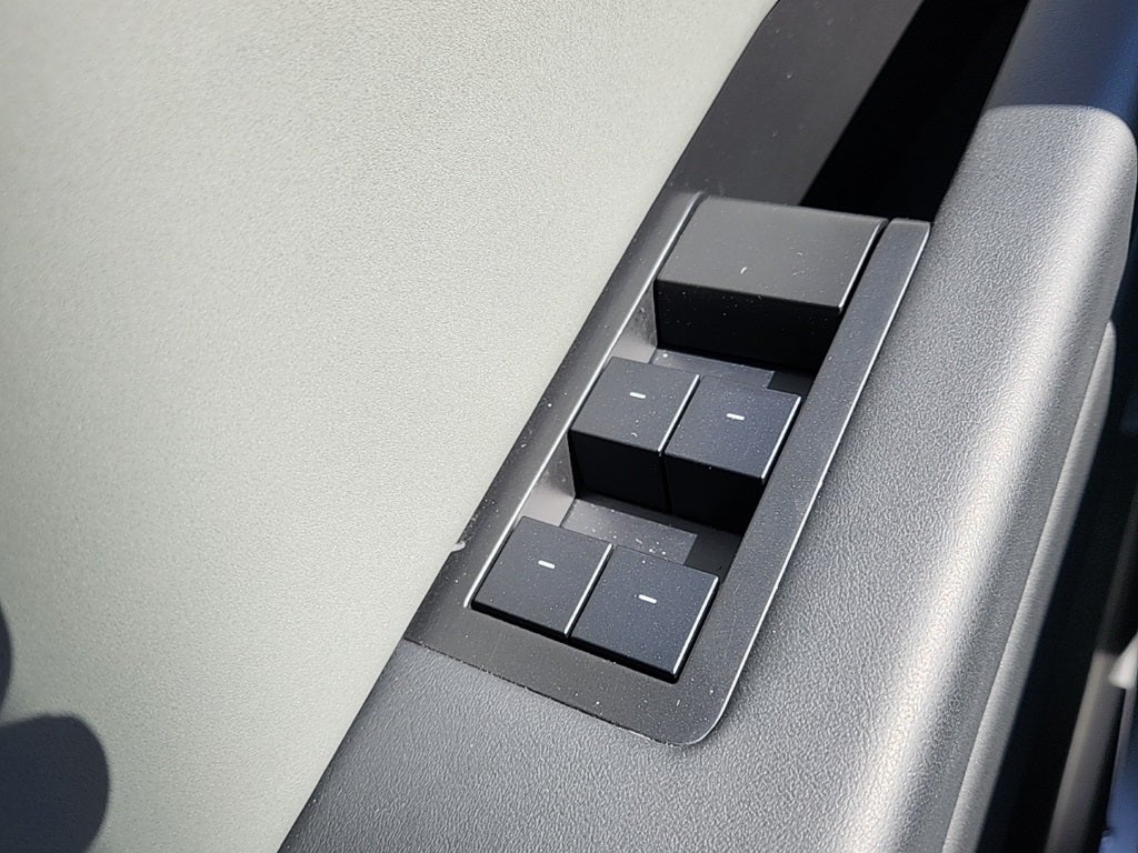 2025 Tesla Cybertruck Base