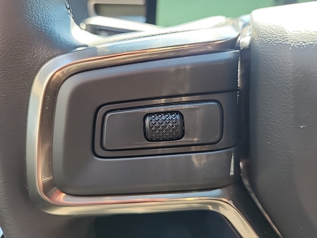 2025 Rivian R1S Adventure Dual Motor Large Pack