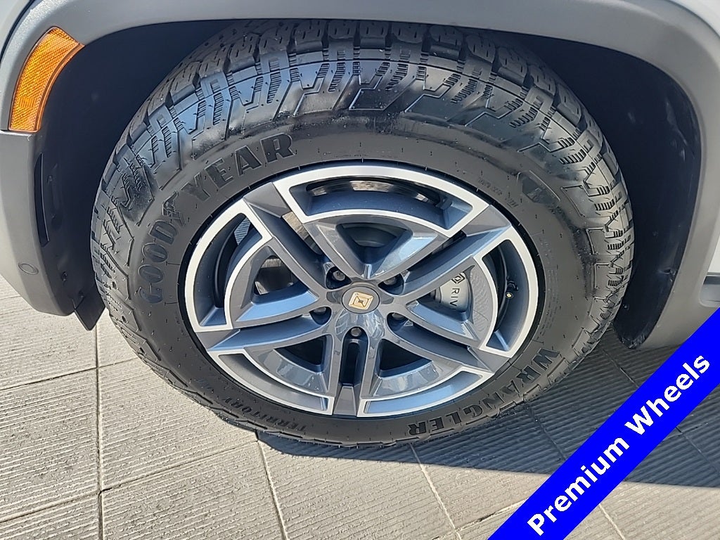 2025 Rivian R1S Adventure Dual Motor Large Pack