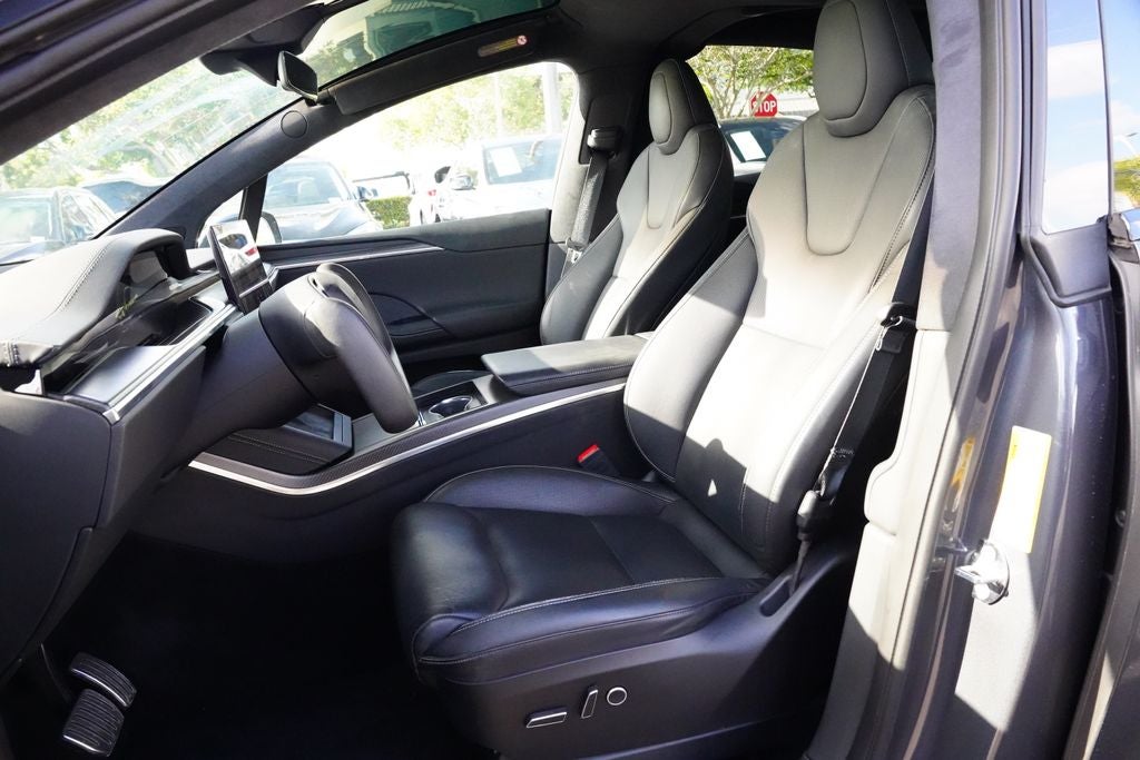 2022 Tesla Model X Plaid