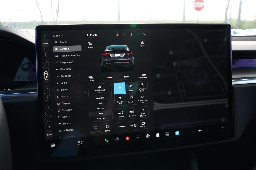 2022 Tesla Model X Plaid