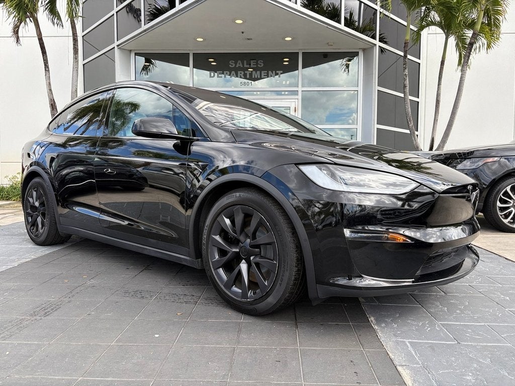 2023 Tesla Model X Standard Range