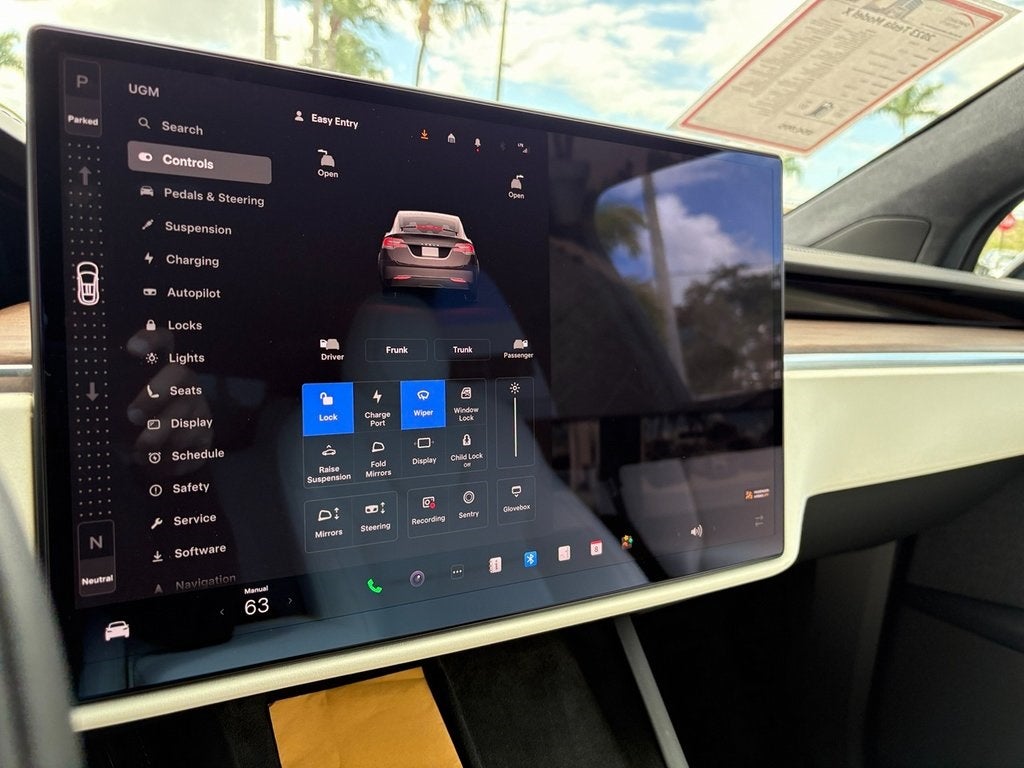 2023 Tesla Model X Standard Range