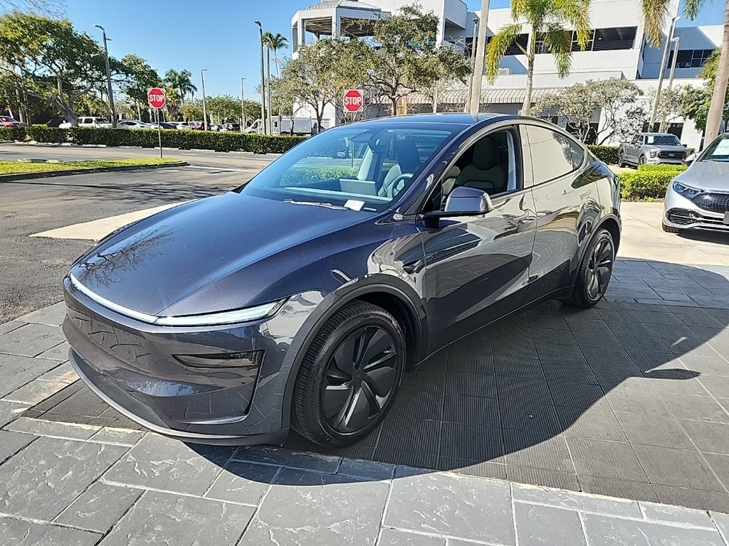 2026 Tesla Model Y Base