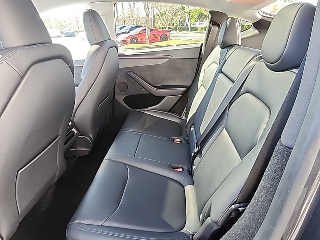 2026 Tesla Model Y Base