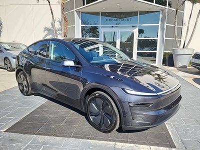 2026 Tesla Model Y Base