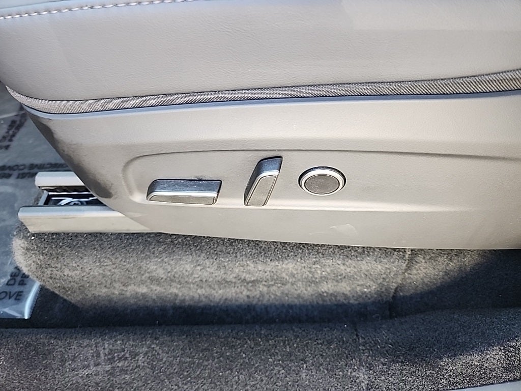 2026 Tesla Model Y Base