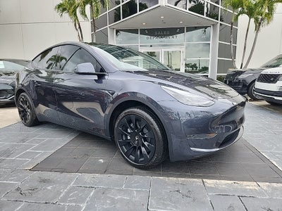 2025 Tesla Model Y Long Range