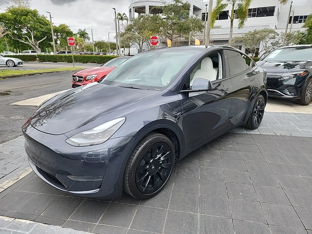 2025 Tesla Model Y Long Range