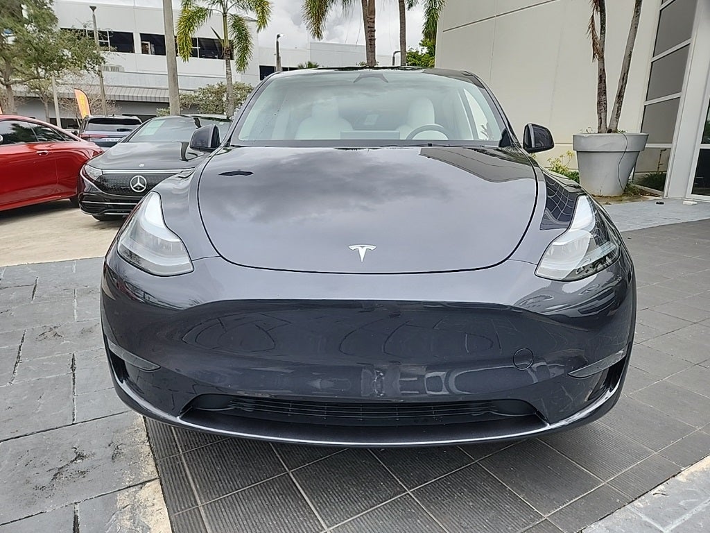 2025 Tesla Model Y Long Range