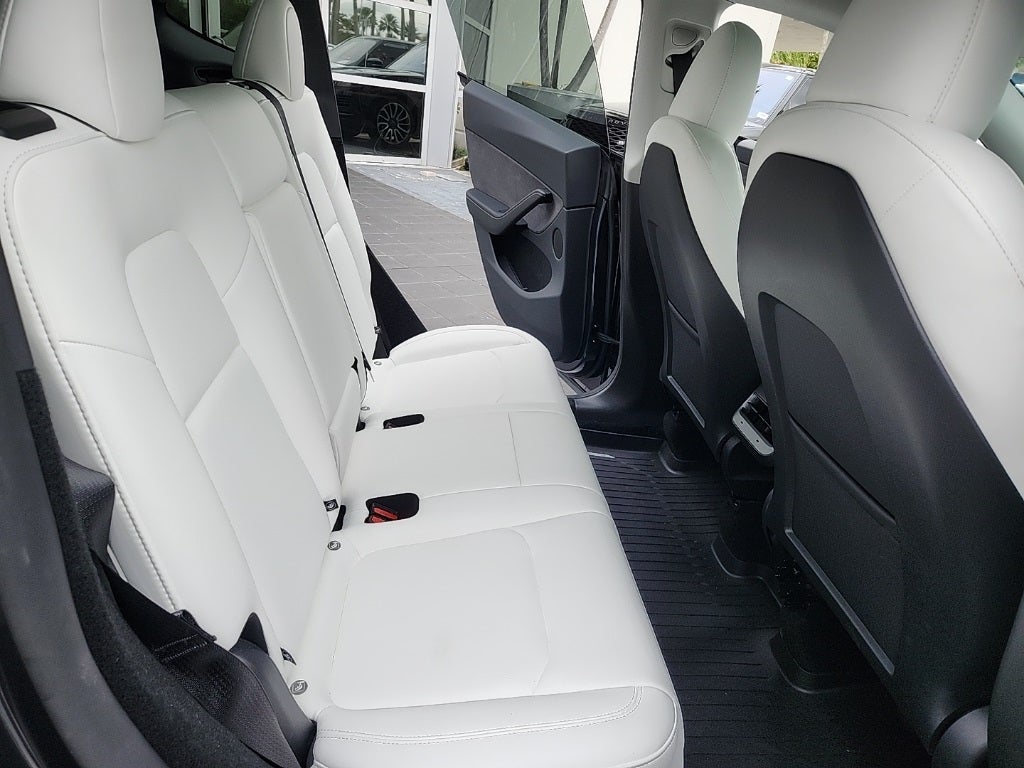 2025 Tesla Model Y Long Range