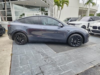 2025 Tesla Model Y Long Range