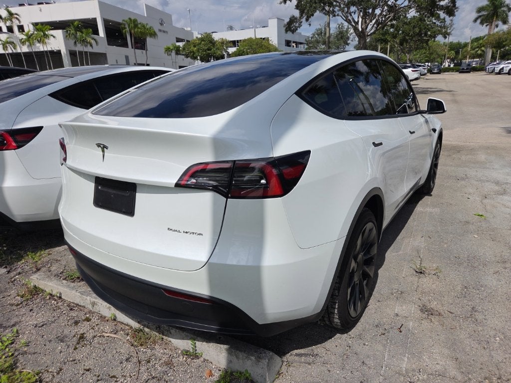 2024 Tesla Model Y Long Range