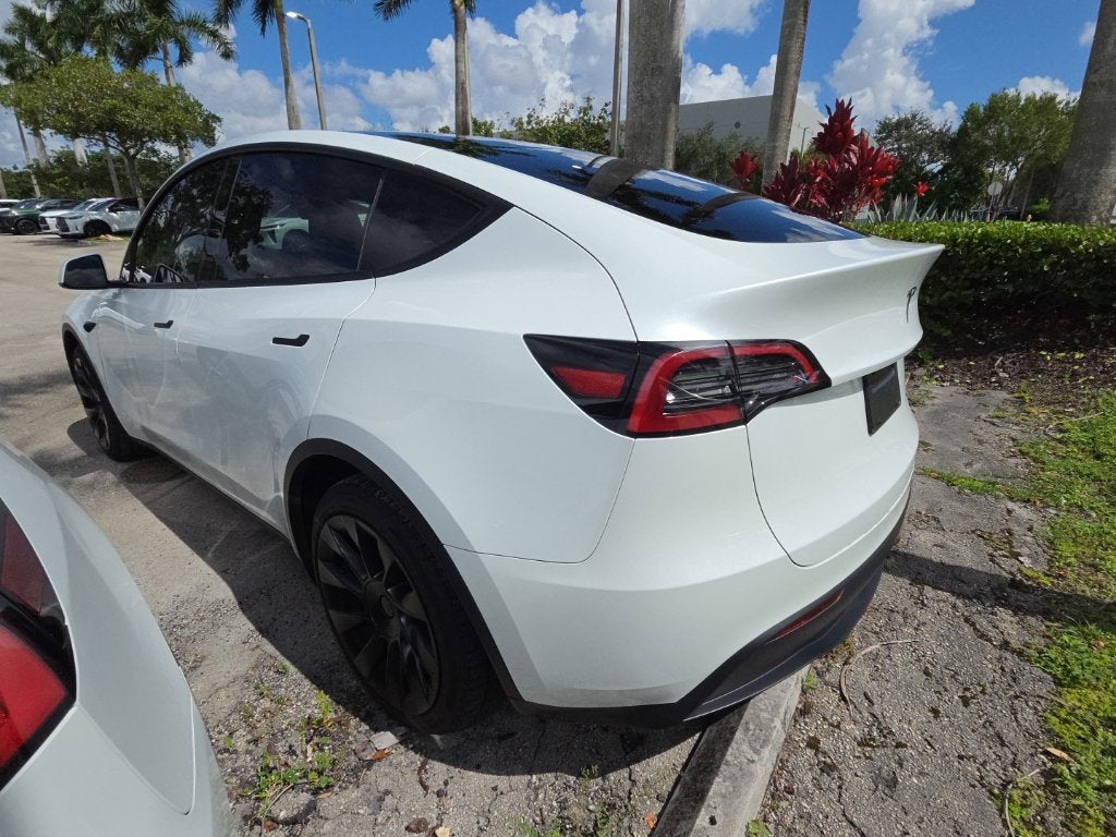 2024 Tesla Model Y Long Range