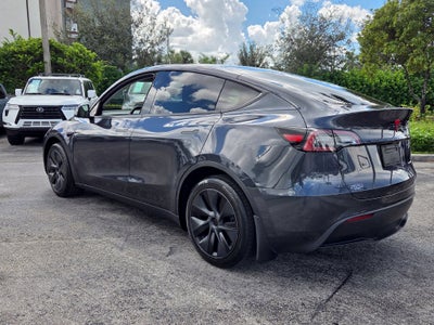 2024 Tesla Model Y Long Range