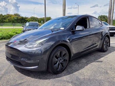 2024 Tesla Model Y Long Range