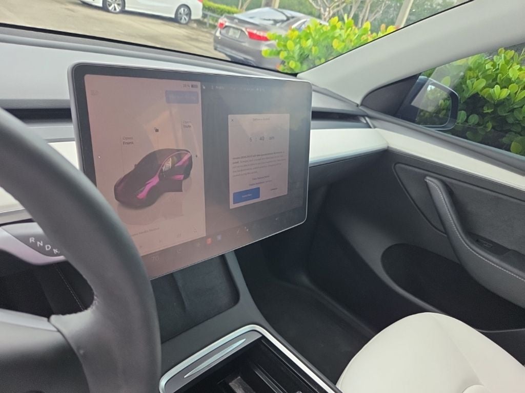 2023 Tesla Model Y Performance
